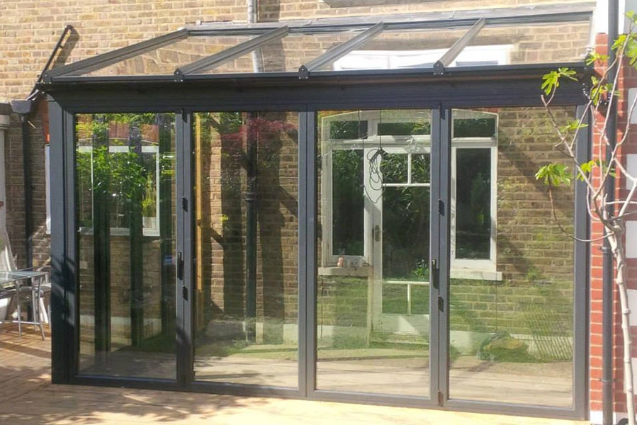 Lean-to conservatory